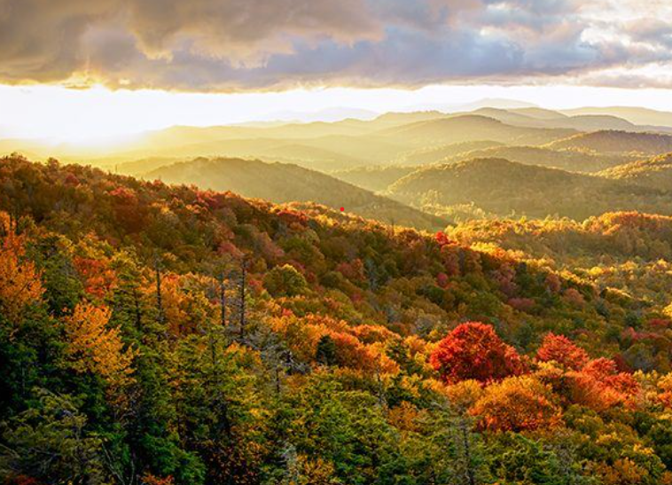 Landscape of mountains in the Fall